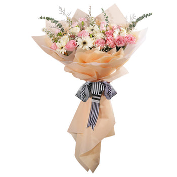 Blossom Kiss Bouquet