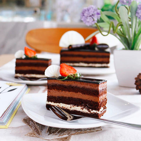 Outerbloom Chocolate Ivory Cake