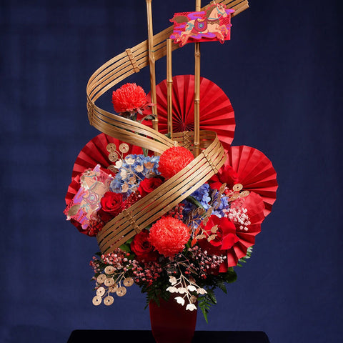 Golden Bamboo Swirl in Vase