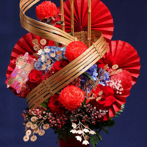 Golden Bamboo Swirl in Vase