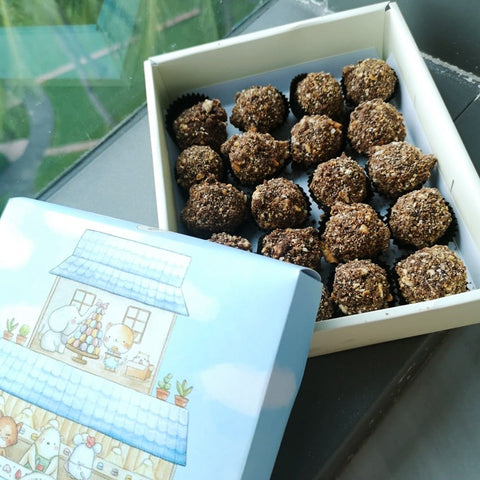 Le Sucre Premium Avocado Mousse with Crunchy Callebaut Chocolate & Regal