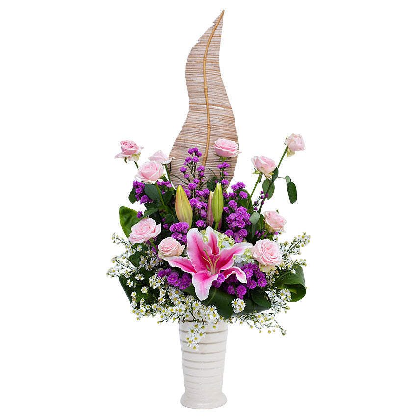 Love Waltz in Vase