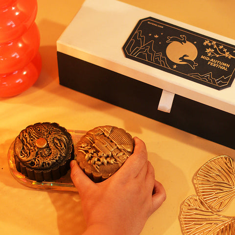 Mid Autumn of Love Mooncake