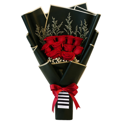 Classic Midnight Hand Bouquet - Fiery Red
