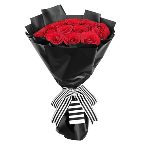 Black Pearl Classic Red Bouquet