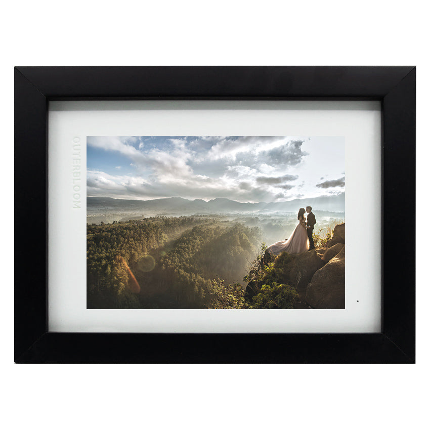 Outerbloom Premium Art Frame - Medium