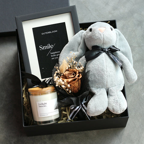 Outerbloom La Vie en Rose Hampers