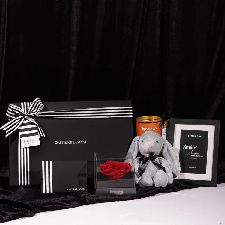 Outerbloom Lovestruck