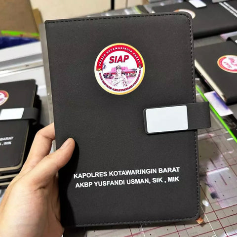 Personalized Agenda Notebook