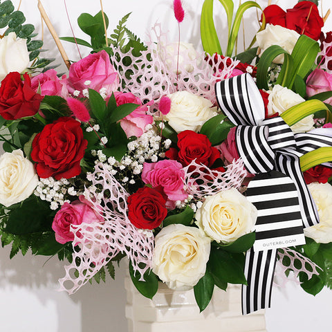 Rose Queen in Vase