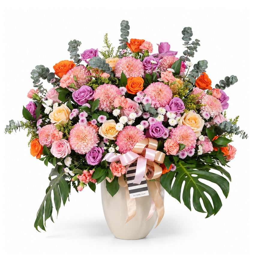 Royal Garden in Vase