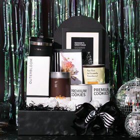 Signature Evergreen Deluxe Hampers