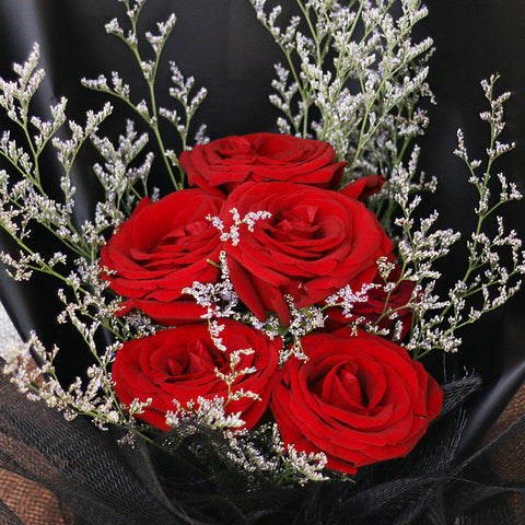 Signature Midnight Kiss Bouquet - Classic