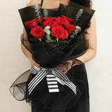 Signature Midnight Kiss Bouquet - Deluxe