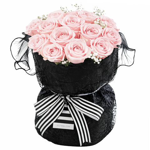 Signature Midnight Kiss Bouquet - Grande