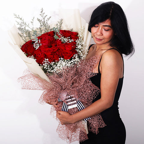 Signature Midsummer Kiss Bouquet