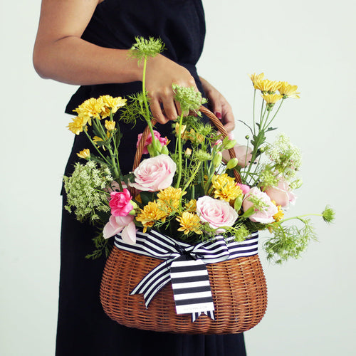 Sweet Paradise in Basket