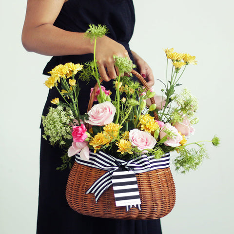 Sweet Paradise in Basket