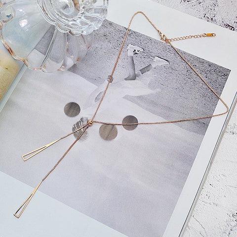 Triangle Bond Necklace