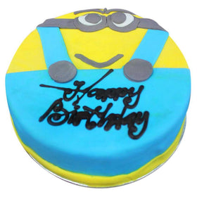 Overall Minion Cake