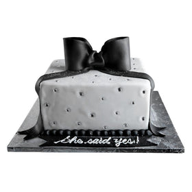 Black and White Gift Cake