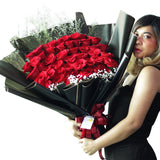 [Valentine] Classic Midnight Hand Bouquet - Fiery Red