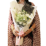 Romantic Universe Sweet Pink Bouquet