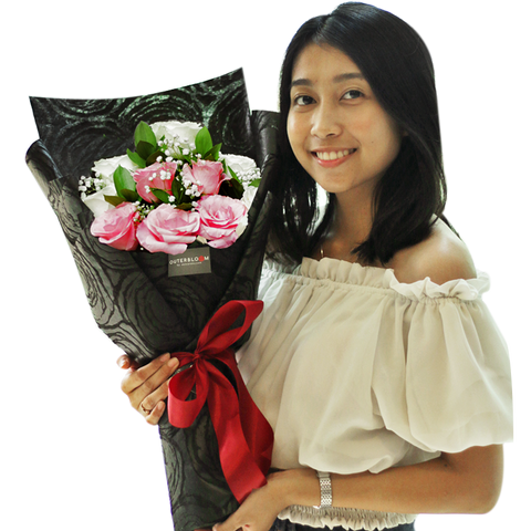 The Classic Midnight Hand Bouquet White Pink