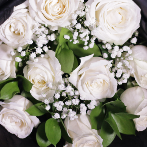 The Classic Midnight Hand Bouquet Pure White