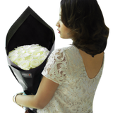 Black Pearl Dazzling White Small Bouquet