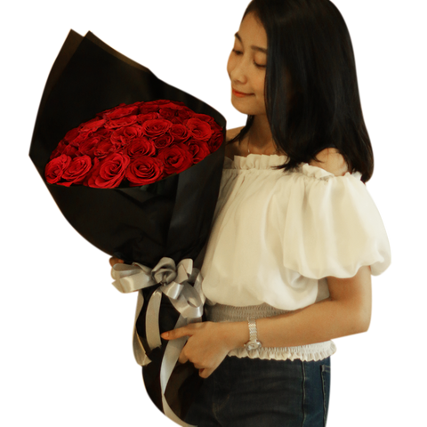 Black Pearl Classic Red Big Bouquet