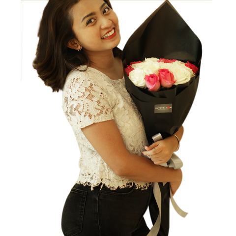 Black Pearl White Pink Small Bouquet