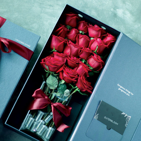 Signature Rose Box Classic Premium - Fiery Red