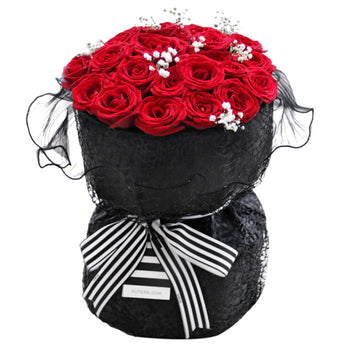 Signature Midnight Kiss Bouquet - Grande